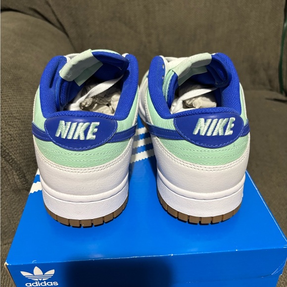 Nike Mint Green and Royal Blue Sneakers - Picture 7 of 7